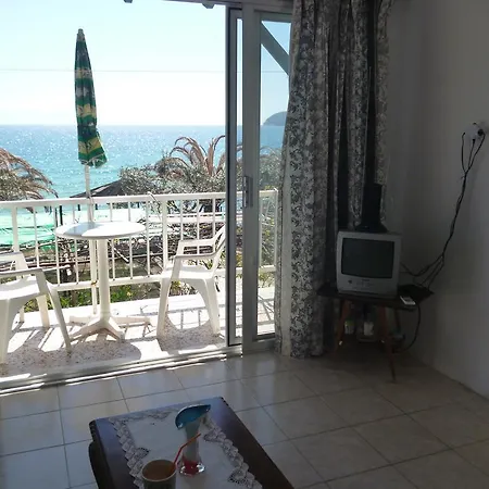 Holiday home Sea Flower *