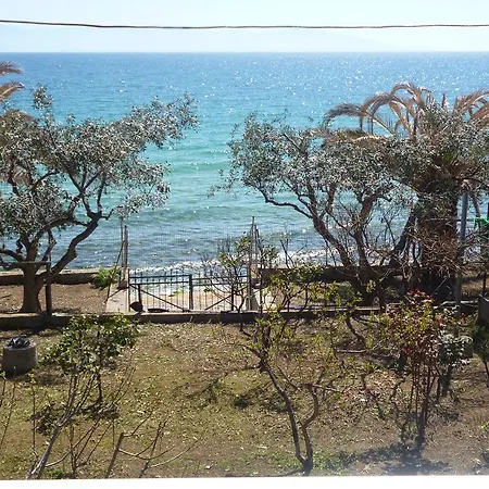 Holiday home Sea Flower *